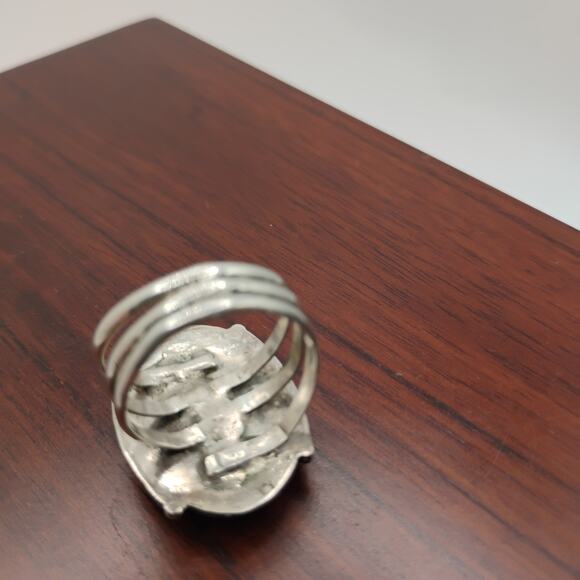 Native Old Pawn Green Jasper and Sterling Silver 3-Band ring Sz 9.25 - Picture 4 of 10